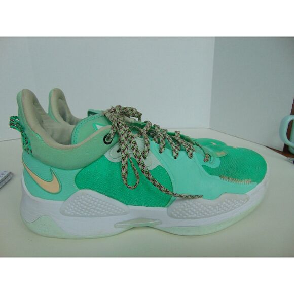Nike Green Glow Play for the future Size 10 Basketball Shoes in great condition - Picture 6 of 8